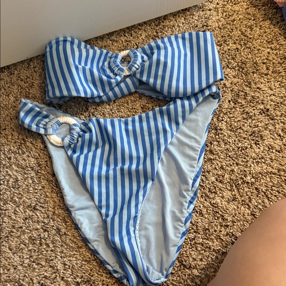 Dippin Daises Bikini